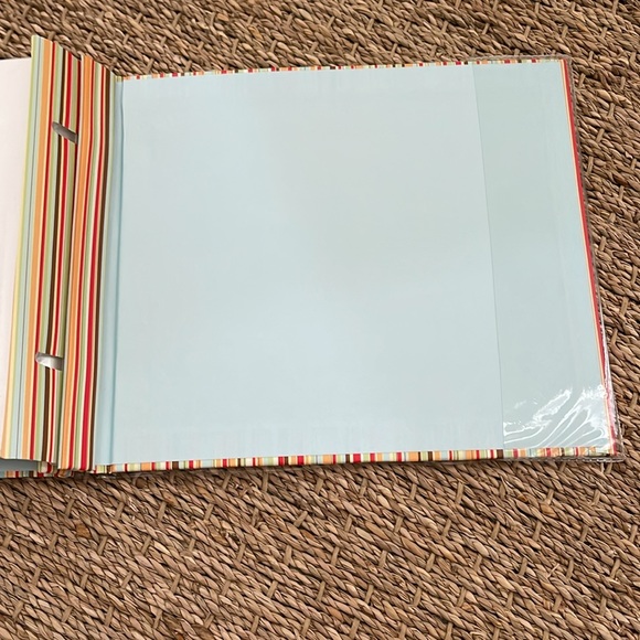 Making Memories album cheeky 8” x 8” stripe - Picture 8 of 9